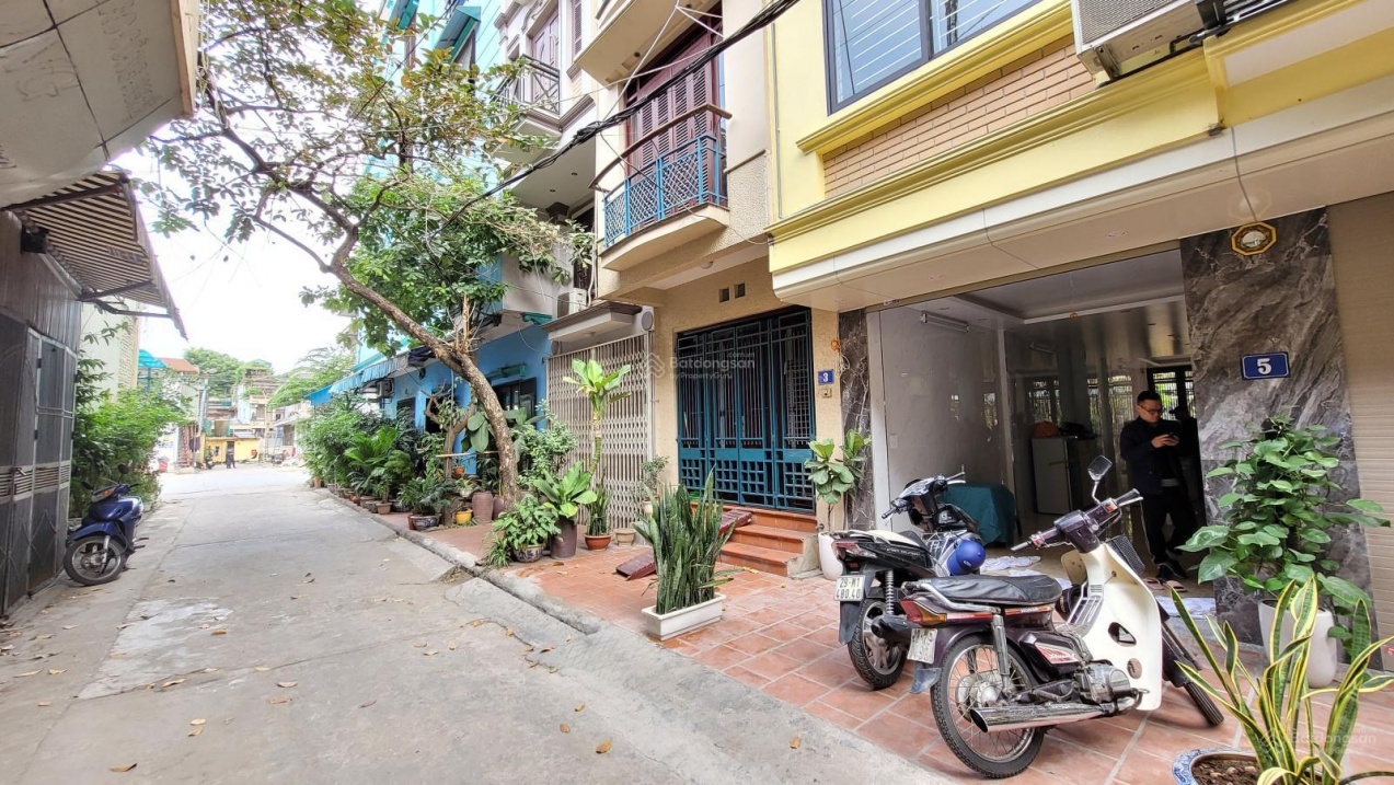 Modern 40m² Studio with Parking in Hanoi