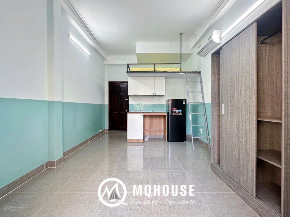Modern Studio Apartment in District 10