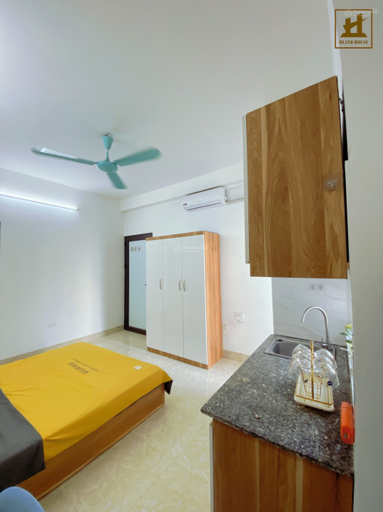 Modern Studio Apartment Near Yen Xa