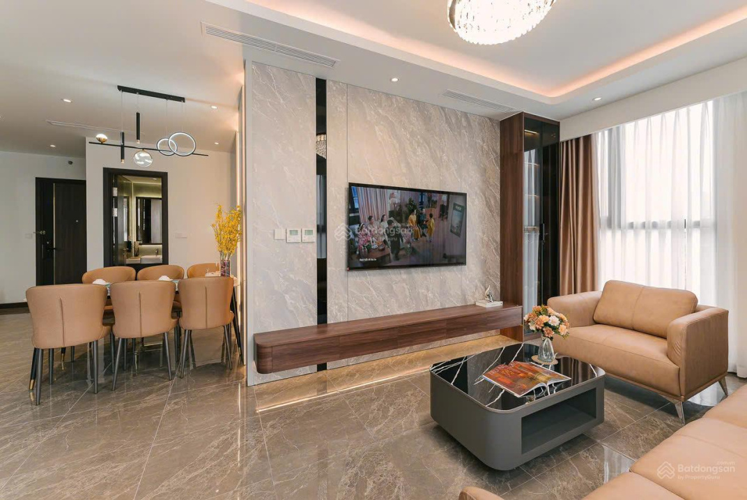 Fully Furnished 3-Bedroom Apartment at N04 Hoang Dao Thuy