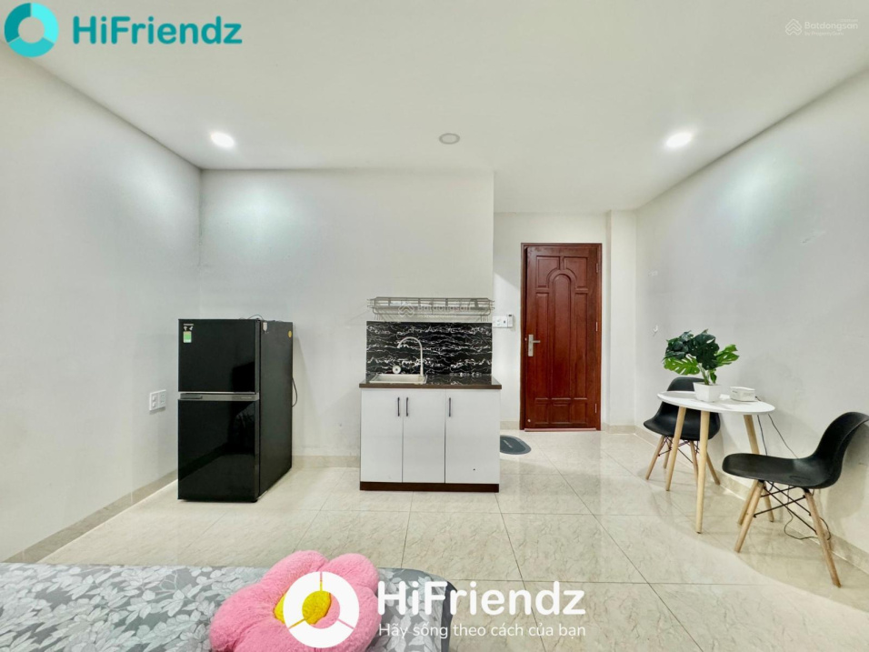 Modern Studio Apartment in District 10