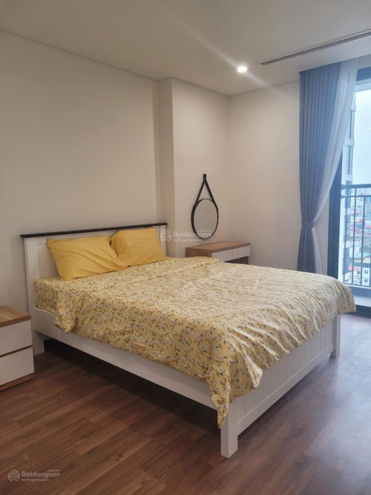 Modern 3-Bedroom Apartment with Balcony in Hanoi