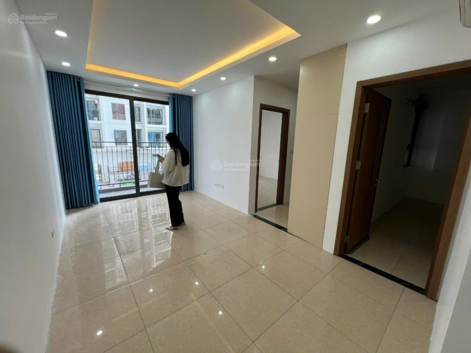 Modern 92m² Apartment with Basic Furnishing
