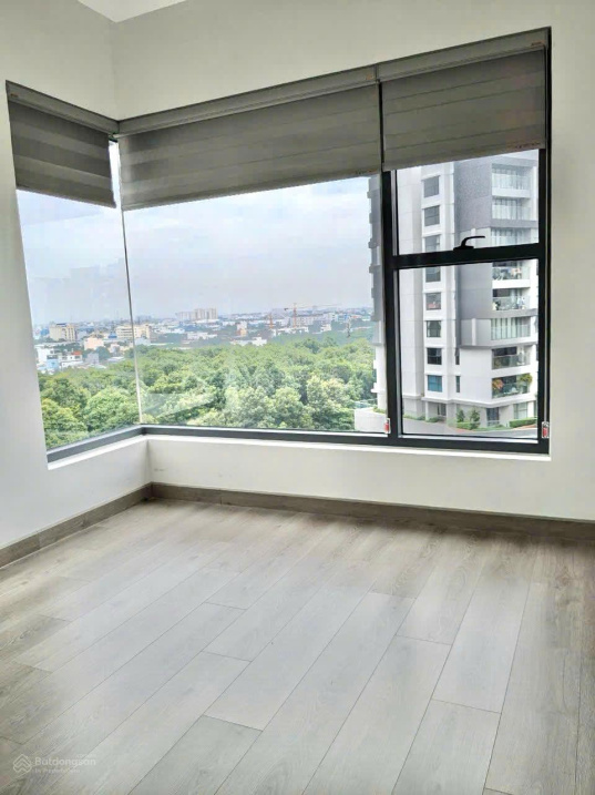 Modern 2-Bed Apartment in Celadon City