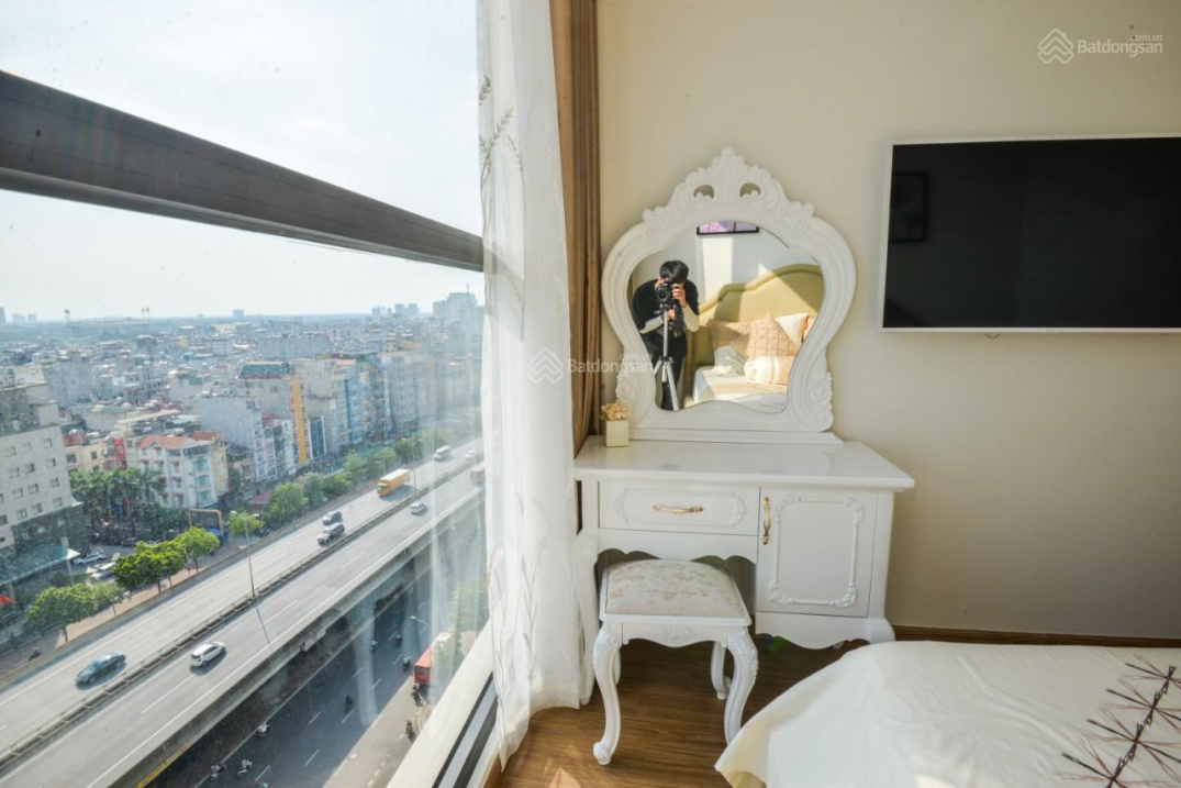 Vinhomes Skylake Luxury Apartment with City View