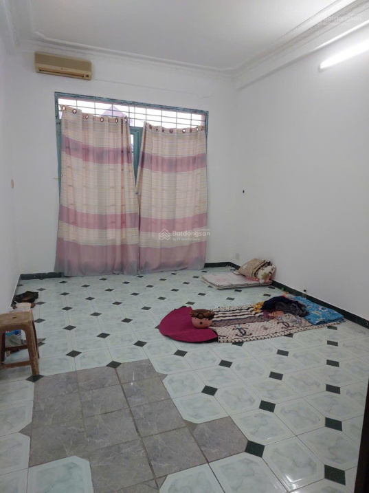 Spacious 4-Bedroom House Near Tran Nao Street