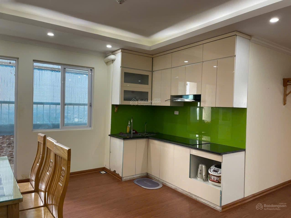 Modern 99m² Apartment with City View