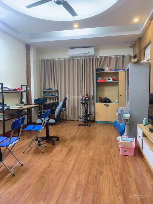 4-Floor House with Parking, 51sqm in Quan Nhan