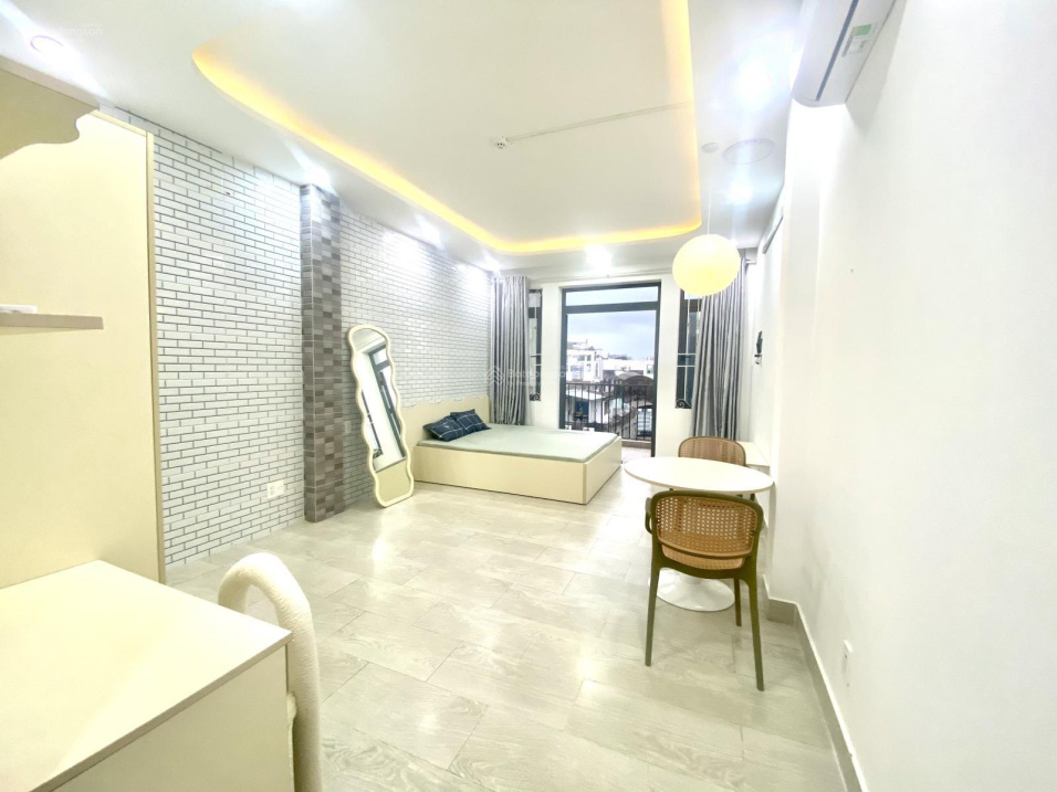 Modern 1BR Studio Apartment in Tan Binh