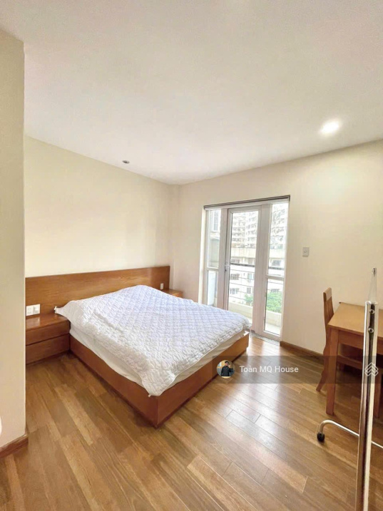 Modern 50m² Service Apartment with Furnished Kitchen