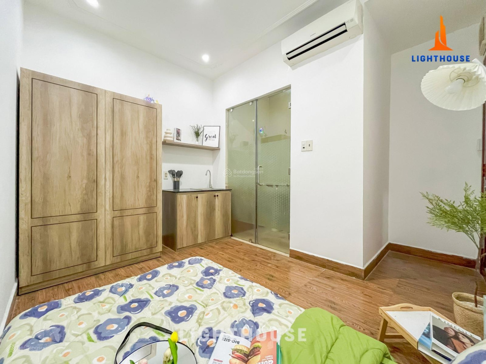 Modern Studio Apartment Near Cong Hoa
