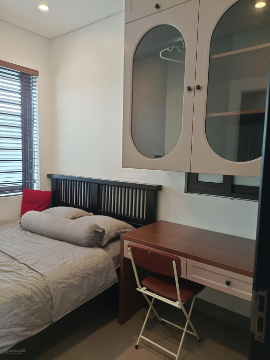 Modern 2-Bedroom Apartment Near Mipec Long Bien