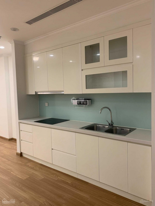 Modern 78m² Furnished Apartment with Balcony