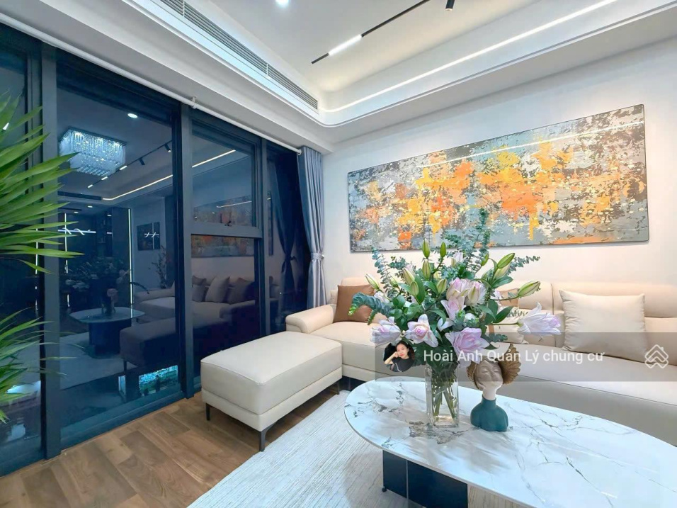3-Bedroom Fully Furnished Apartment at Sunshine Riverside Tây Hồ