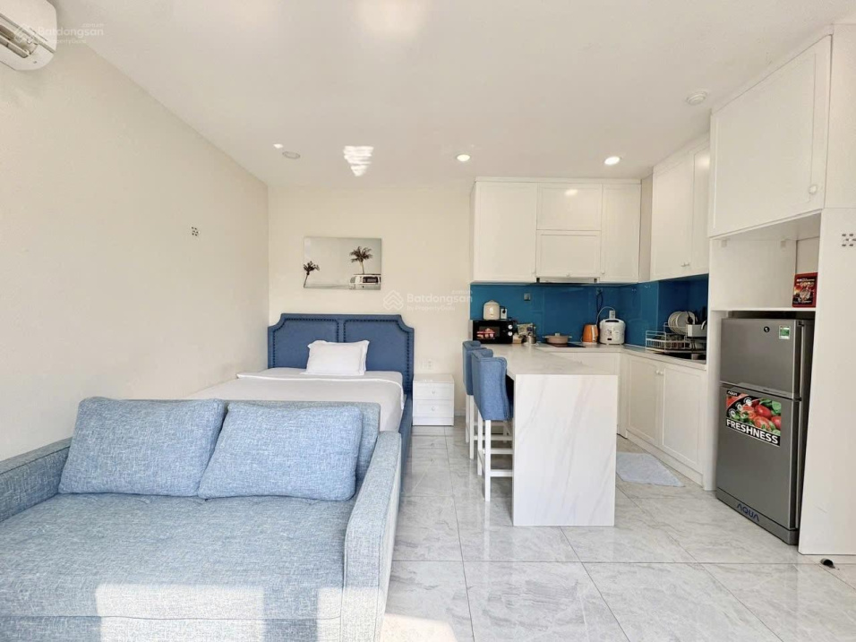 Compact Studio Apartment in Urban Location
