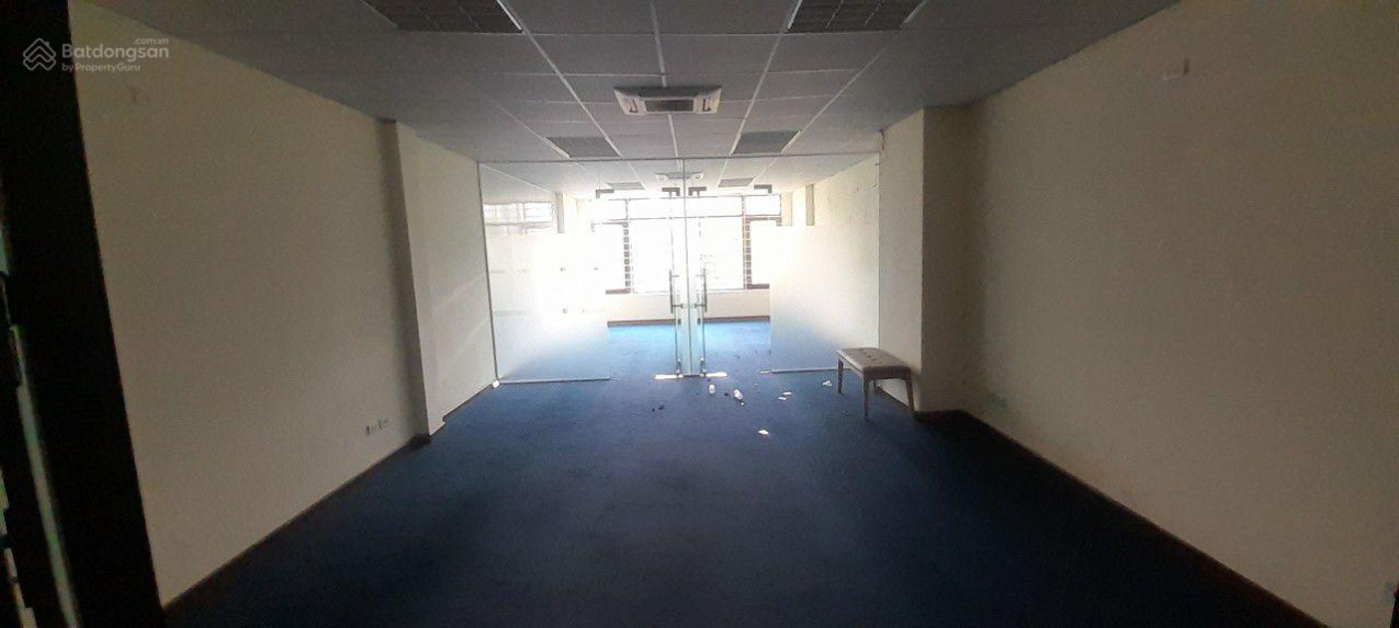 4-Floor Townhouse with 500m² Commercial Space