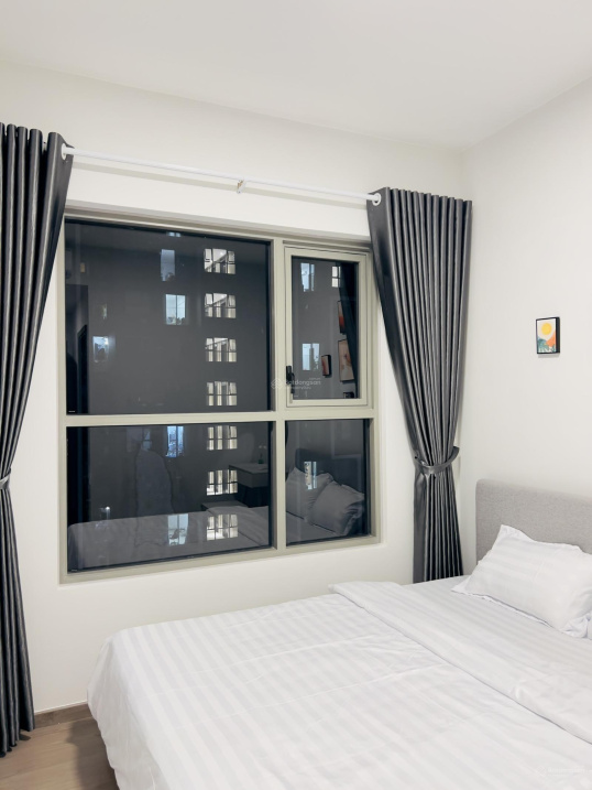 Modern 2-Bedroom Apartment with Full Amenities