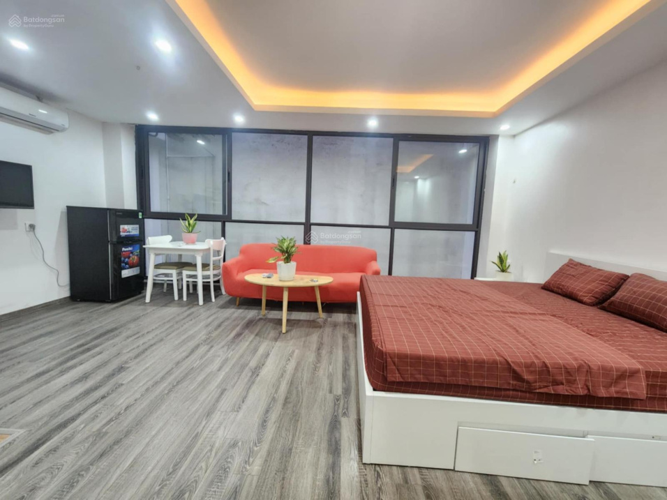 Modern Studio Apartment Near Tay Ho Lake
