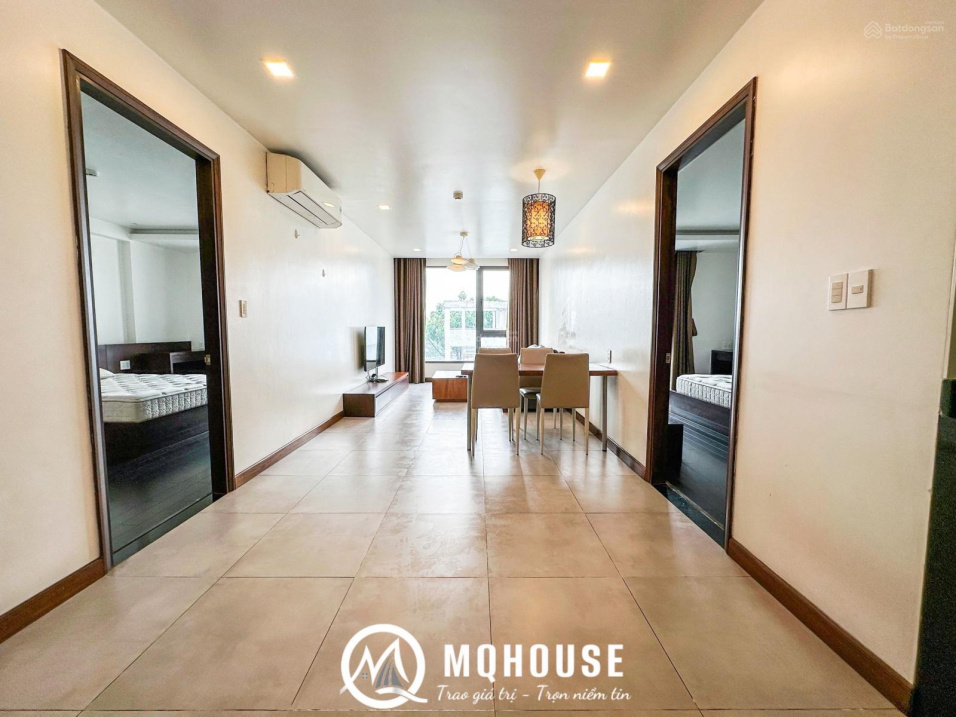 Luxury 2BR Apartment with Pool and River View