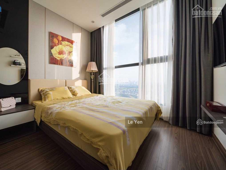 Luxurious 3-Bedroom Lancaster Apartment with City Views