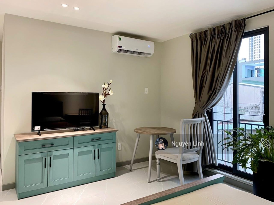 Modern Studio Apartment with Full Amenities