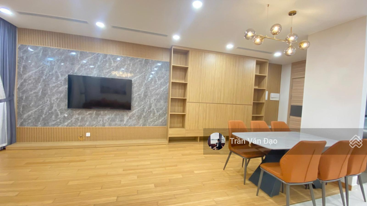 Spacious 3BR Corner Apartment at The Zei
