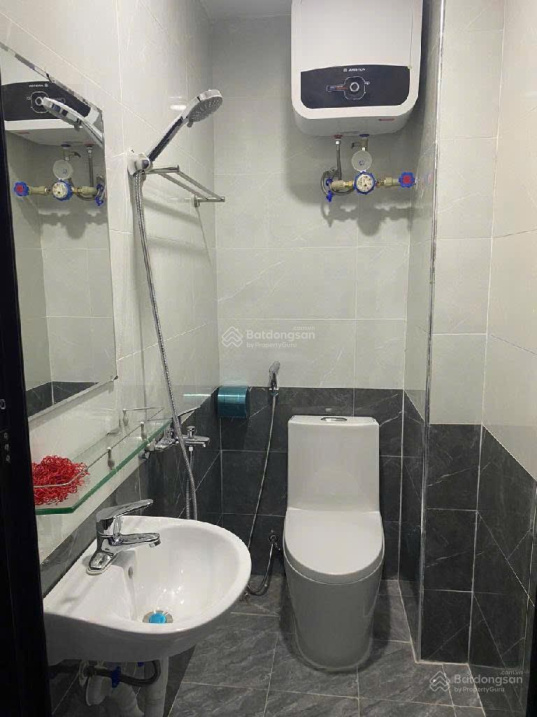 Modern Studio with AC in Le Thanh Nghi