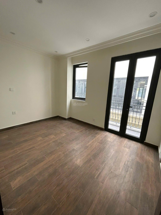 New 5-Floor House in Vinhomes Ocean Park 2