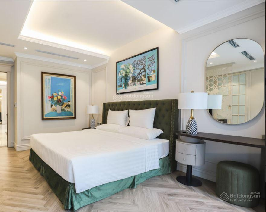 Luxury 2-Bedroom Apartment at Vincom Center, 161 Ba Trieu