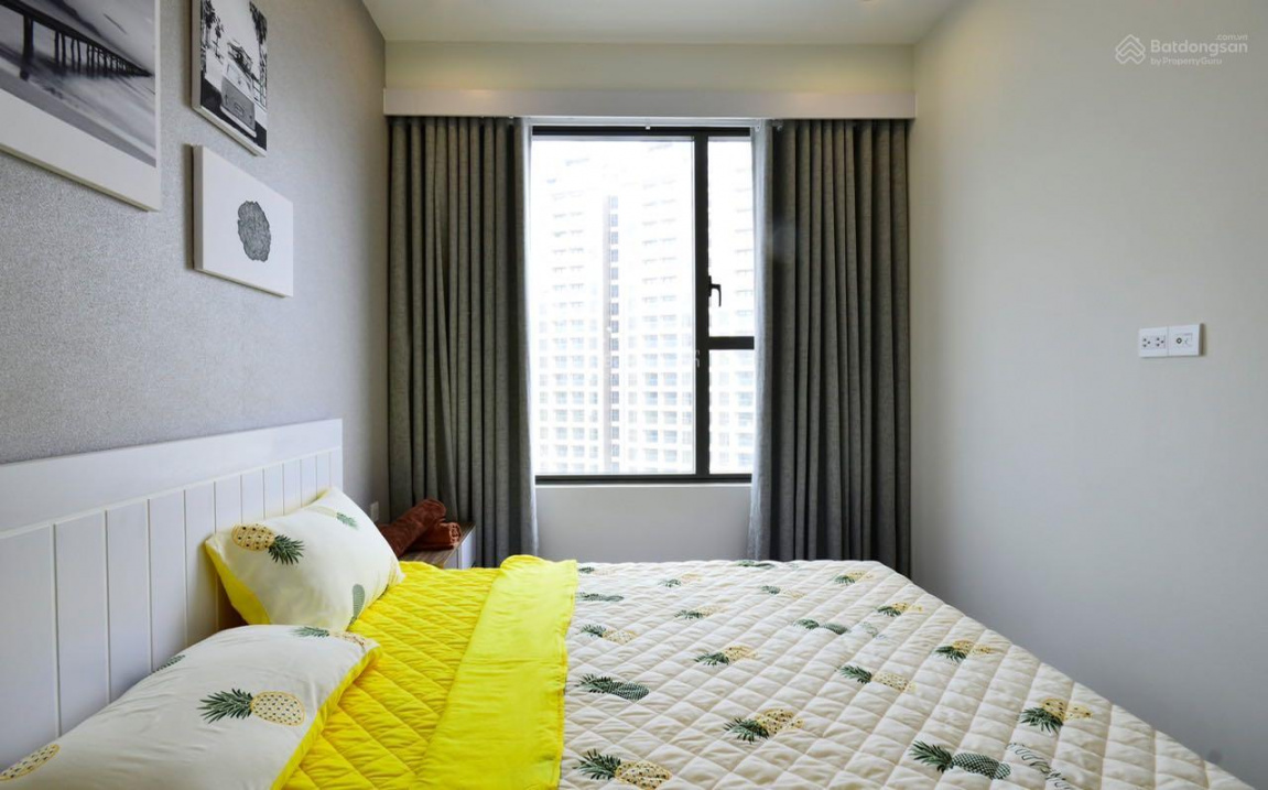 Modern Studio and 1-2 Bedroom River Gate Apartments