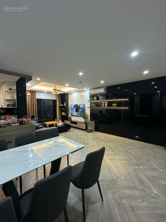Modern Designer Apartment in Richland Southern, Hanoi
