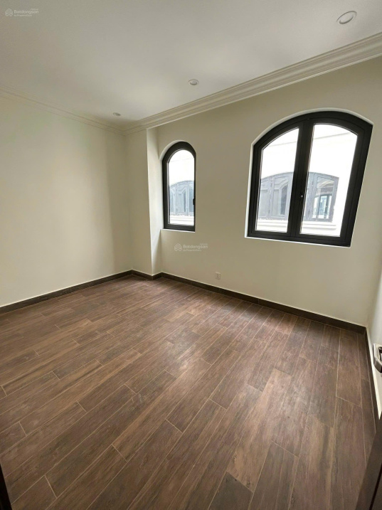 New 5-Floor House in Vinhomes Ocean Park 2