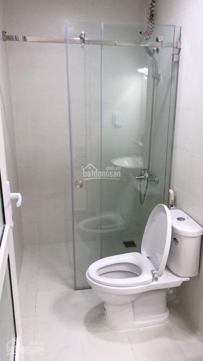 Modern 1-Bed Apartment Near Metro Station