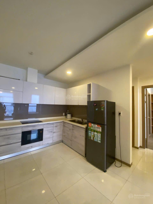 Modern 2-Bedroom Apartment with Full Amenities