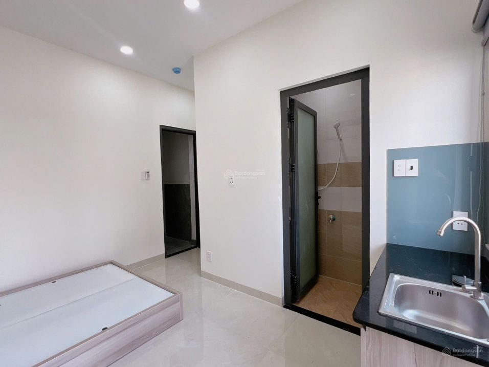 Modern Studio Apartment in Tan Kieng, District 7
