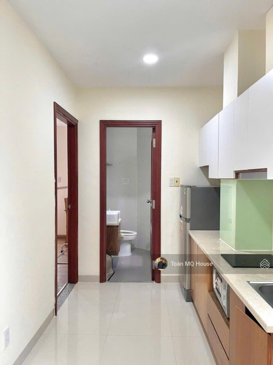 Modern 50m² Service Apartment with Furnished Kitchen