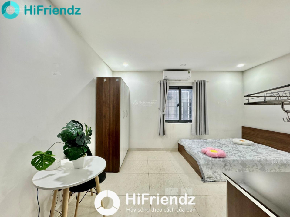 Modern Studio Apartment in District 10