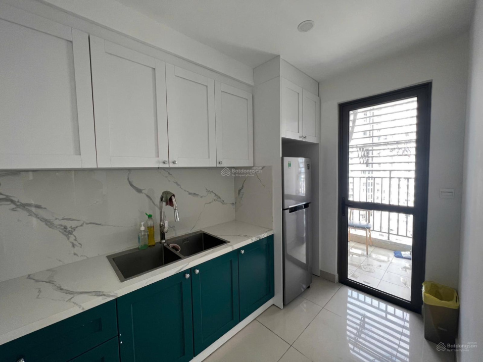 Modern 3-Bedroom Apartment in Park Legend, Tan Binh District