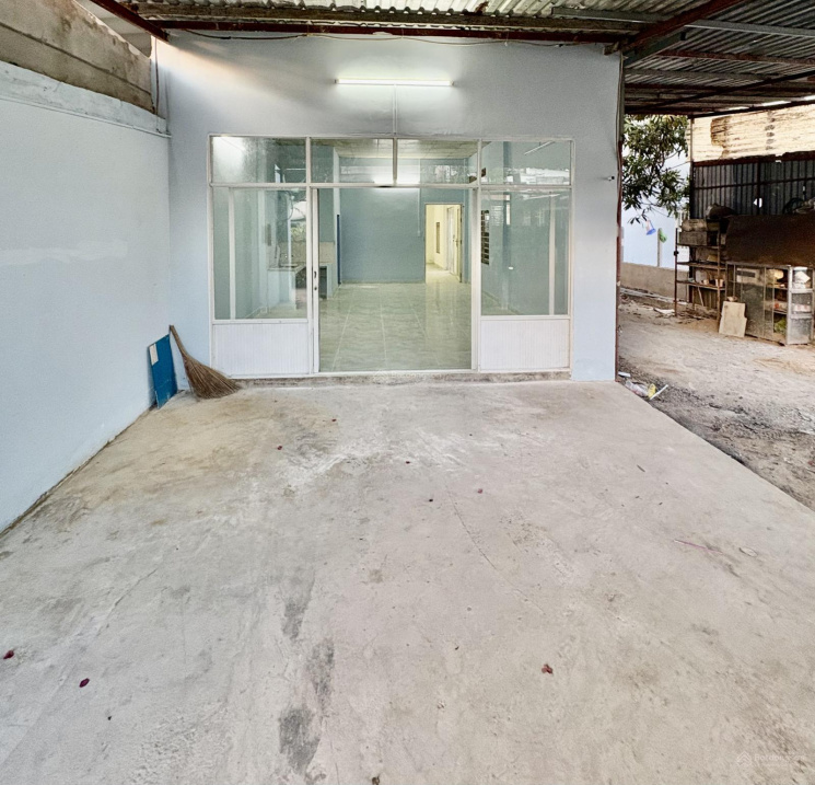 Spacious 105m² House with 2 Bedrooms in Hoc Mon