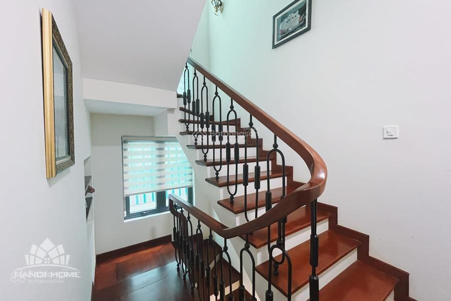 Fully Furnished Townhouse at Nguyệt Quế 12, Vinhomes The Harmony