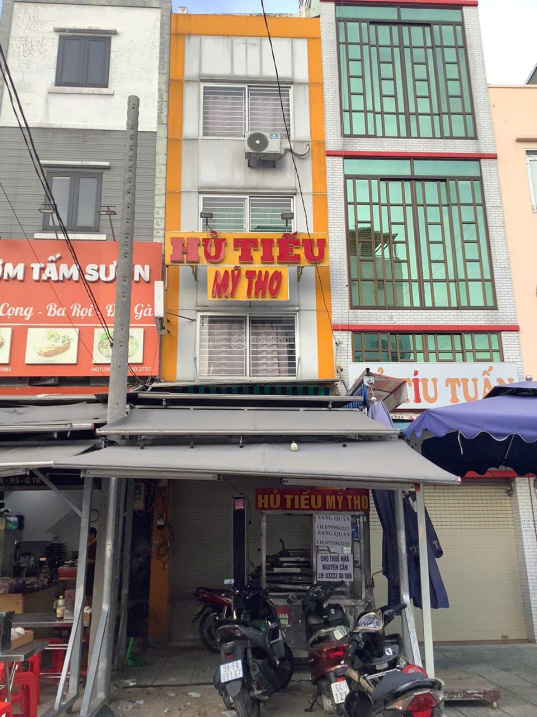 Large Commercial Property on CMT8 Street