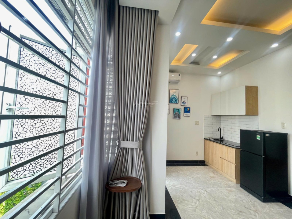 Modern Studio Apartment with Balcony Near Cultural Center