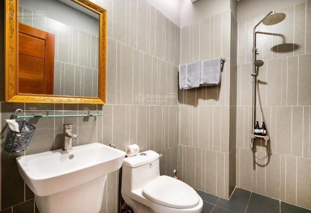 Compact Studio with Balcony and River View