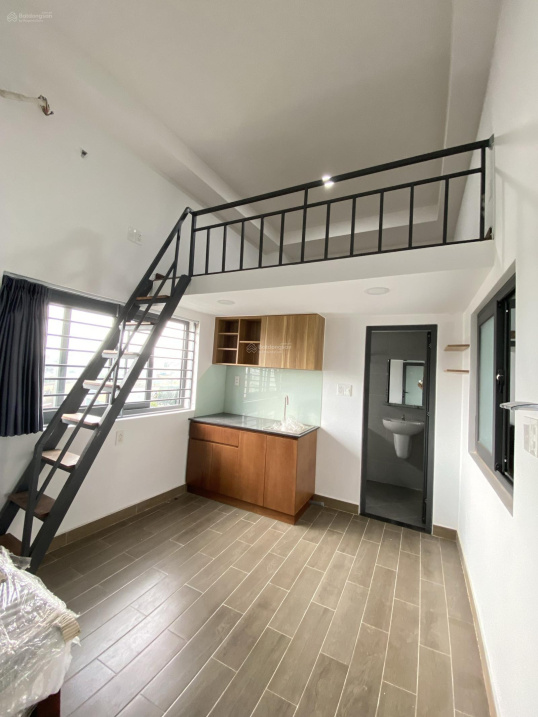 Modern Duplex Service Apartment Near Shopping Area
