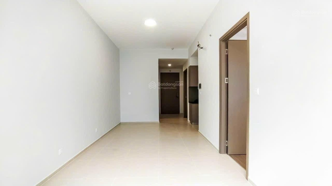 West Gate 2-Bedroom Apartment with Premium Amenities