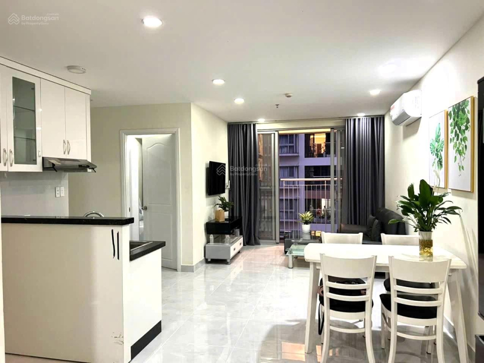 Scenic Valley Apartment in Phu My Hung - Modern 2-Bedroom Unit