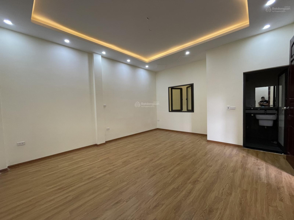 Modern 117m² Apartment with 2 Bedrooms