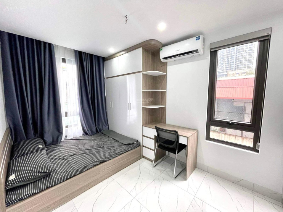 Modern Studio Apartment with Full Furnishings