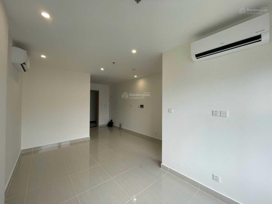 Modern 30m² Studio Apartment with Air Conditioning