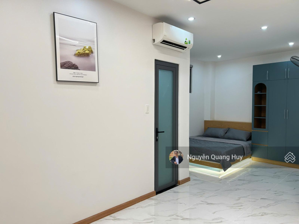 Modern Apartment with Designer Interior